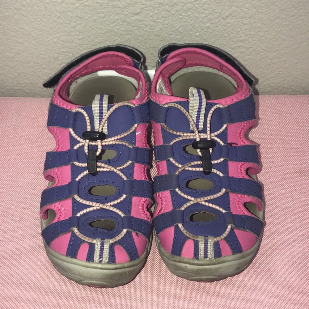 Girls water shoes